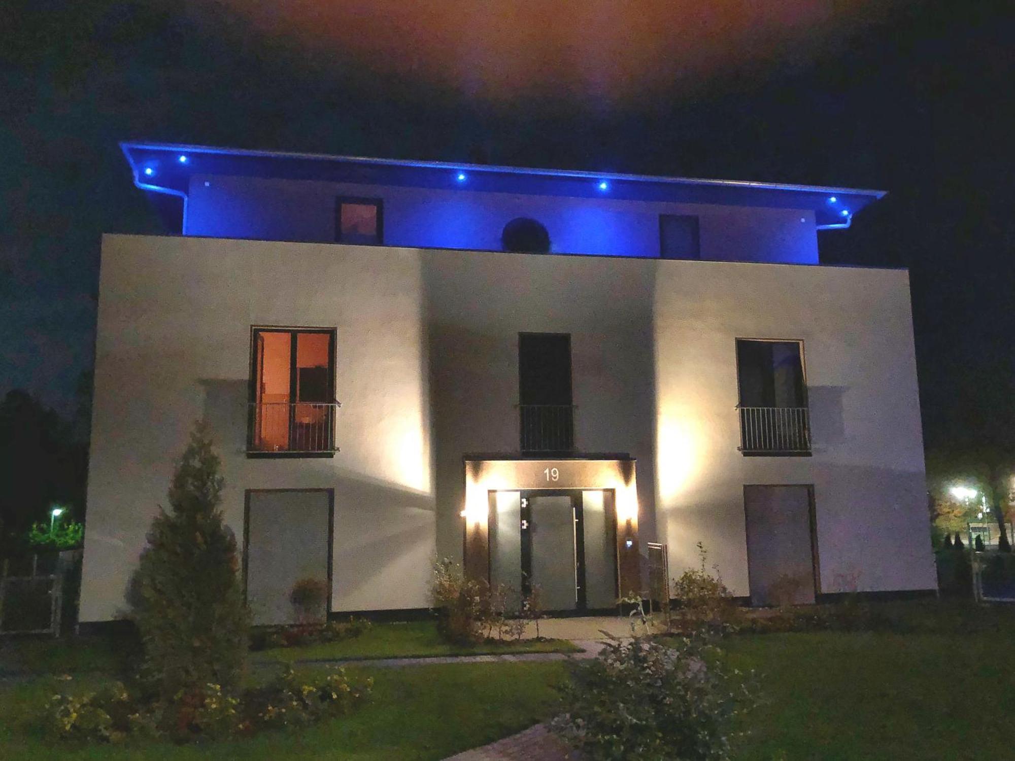 Luxus-SPA-PENTHOUSE SCHLOSSOASE  Göhren-Lebbin Exterior foto